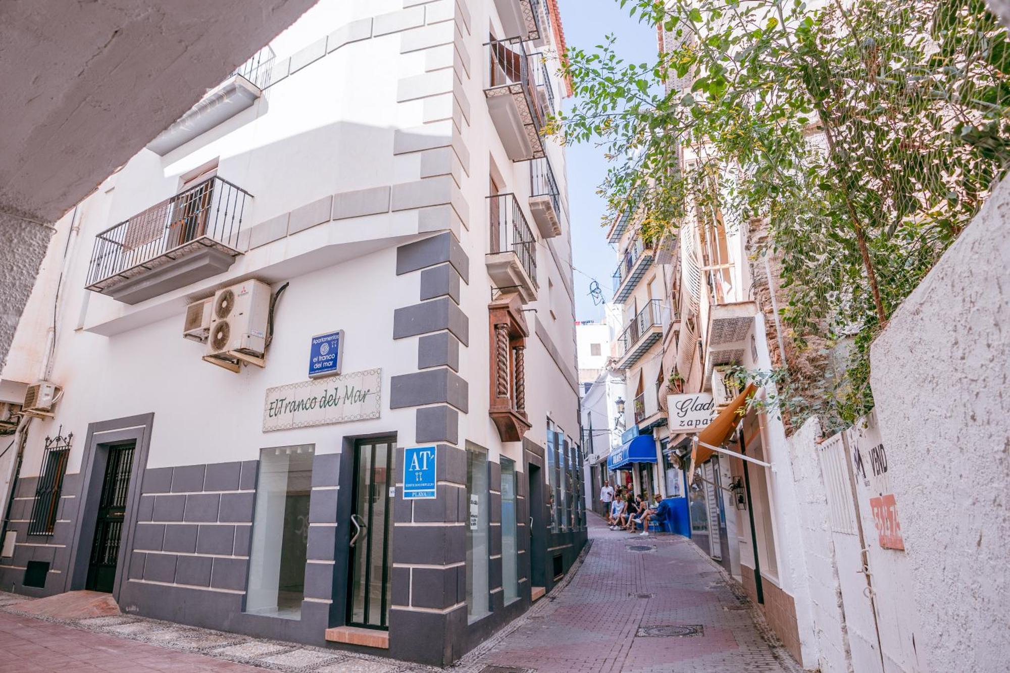 Apartamentos El Tranco Del Mar Almuñécar Esterno foto